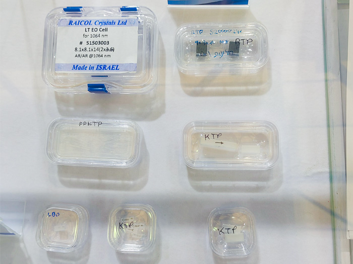 非线性光学晶体、其中LBO晶体特别适合高功率激光的三倍频转换