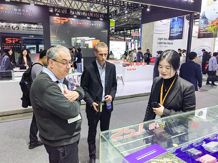 武汉J9九游会光电闪耀2025慕尼黑上海光博会