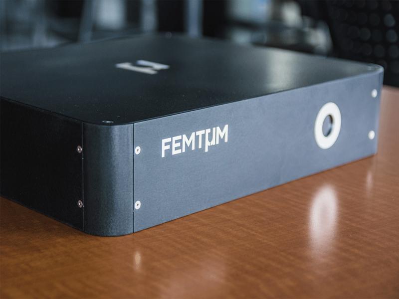 2.8 ?m飞秒光纤激光器