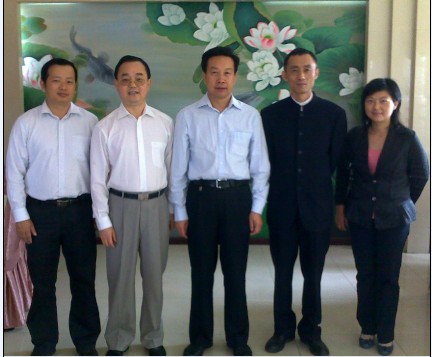湖北省委统战部副巡视员刘爱党、湖北欧盟同学会秘书长燕元沂、武汉留学生创业园常务副主任袁煜农一行来我司考察